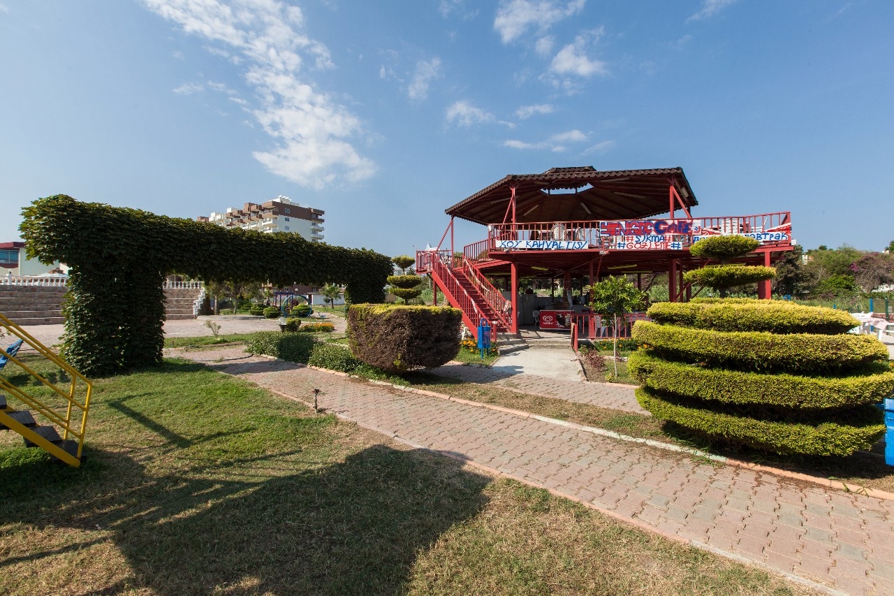 Luxury 2+1 Apartment with Sea and Mountain Views, Mersin-Kargipinari
