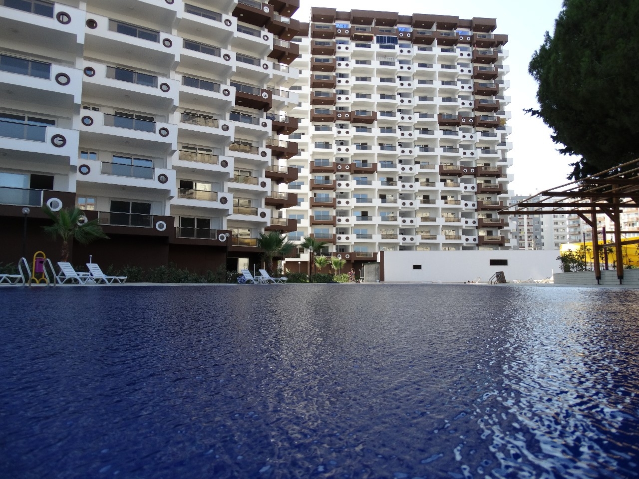 Newly completed and ready to move residential complex in Mersin