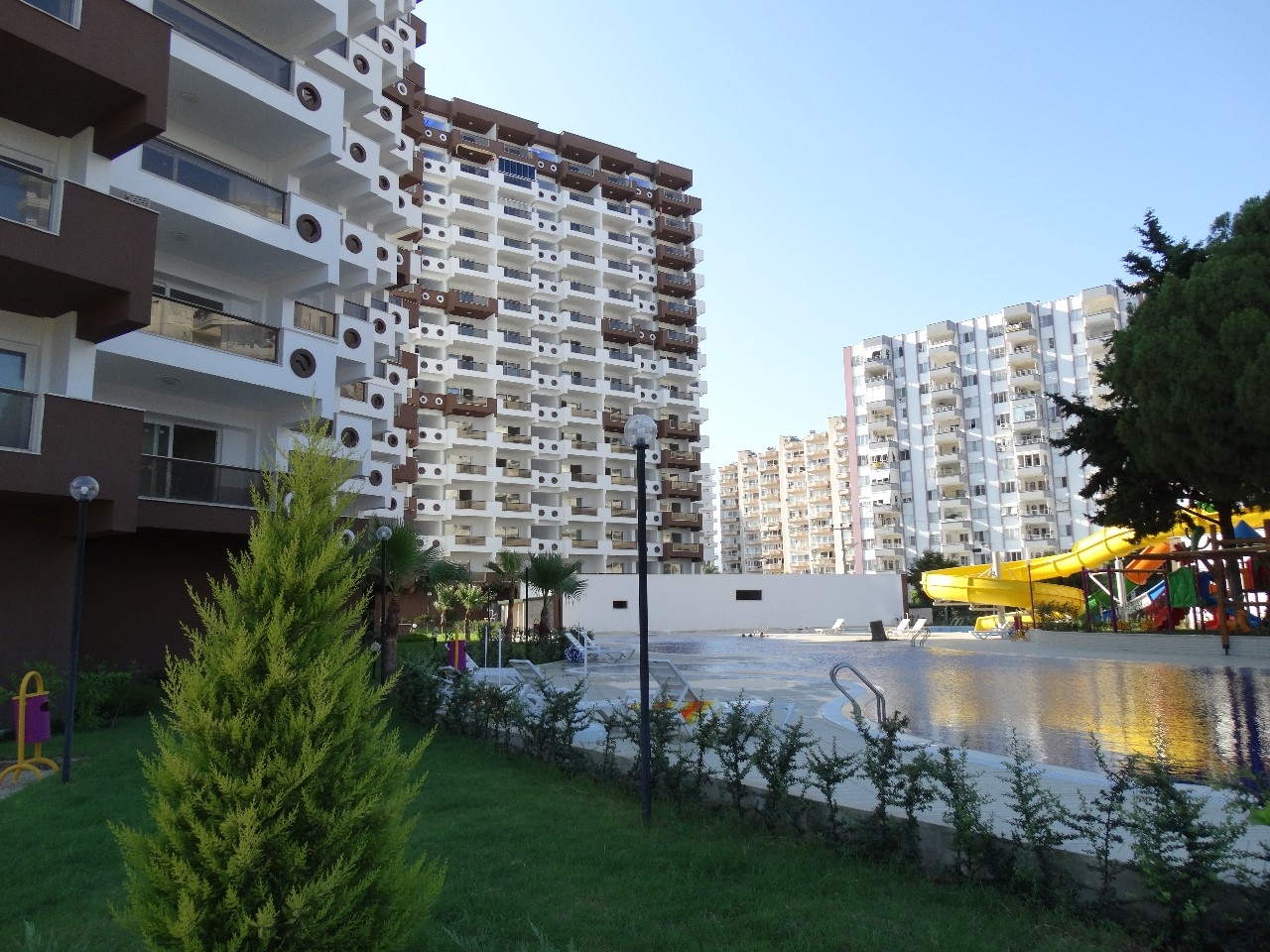 Newly completed and ready to move residential complex in Mersin