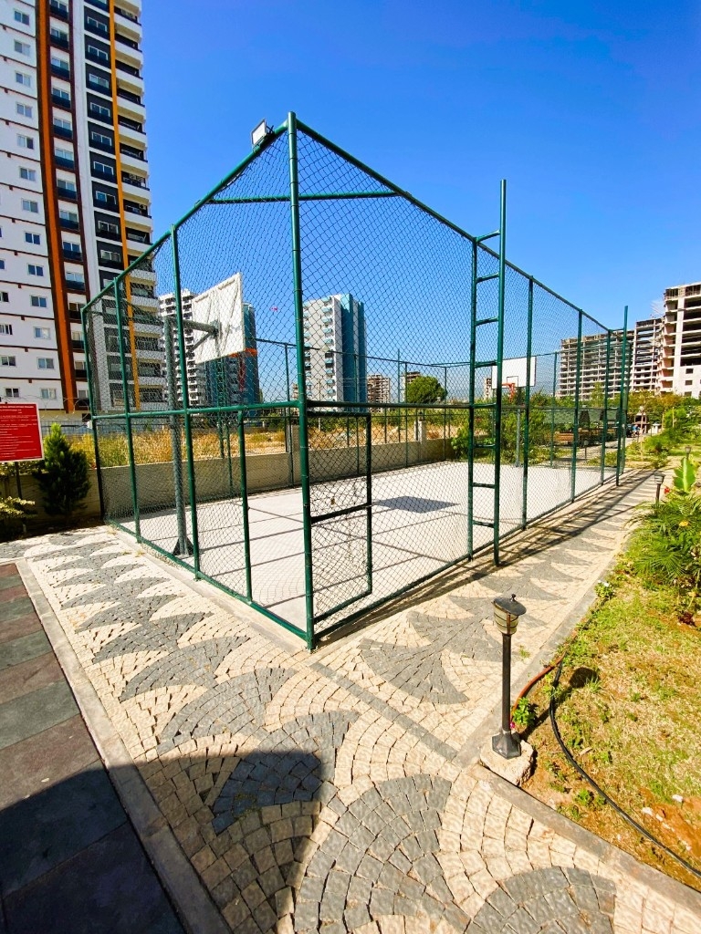 A spacious 2+1 apartment in Mersin for sale