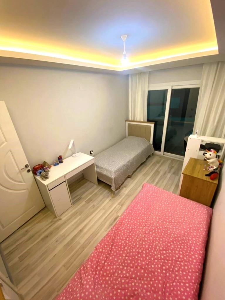 A spacious 2+1 apartment in Mersin for sale