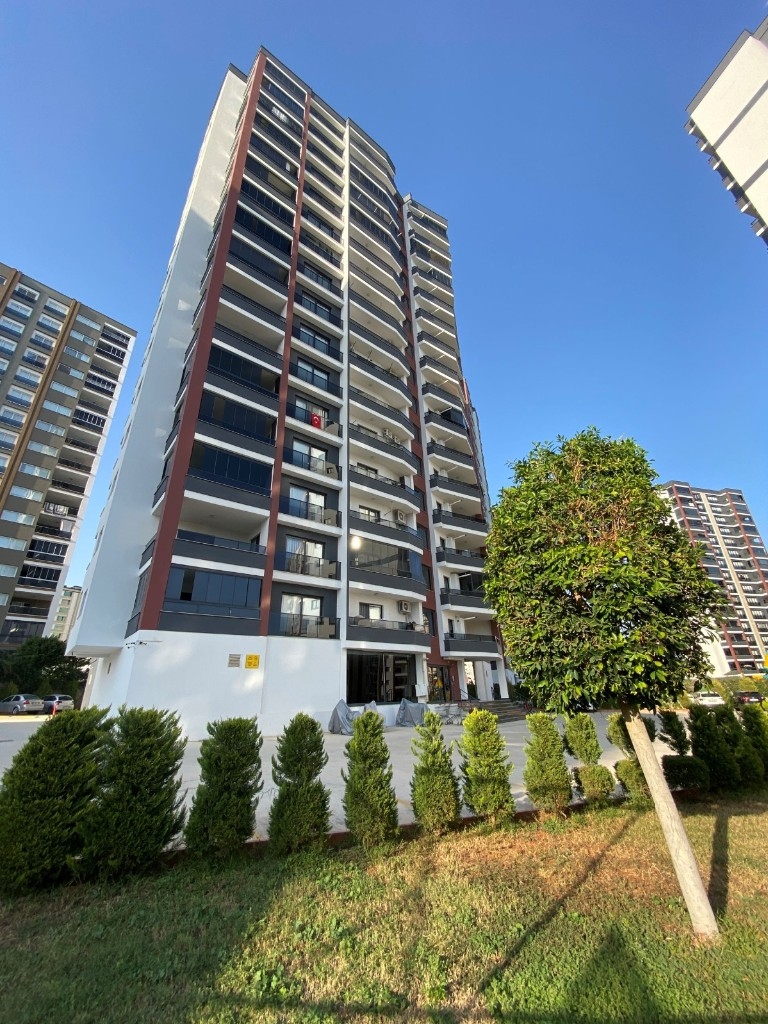 Move-in luxury apartments in the center of Mersin
