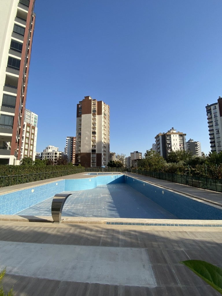 Move-in luxury apartments in the center of Mersin
