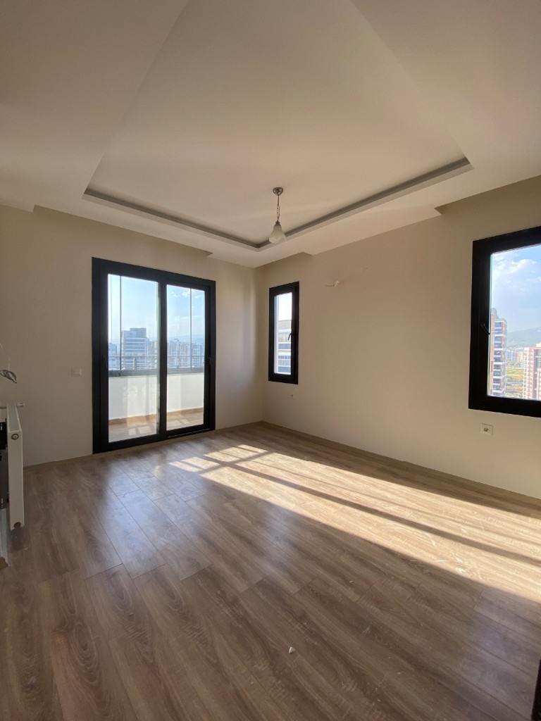 Move-in luxury apartments in the center of Mersin