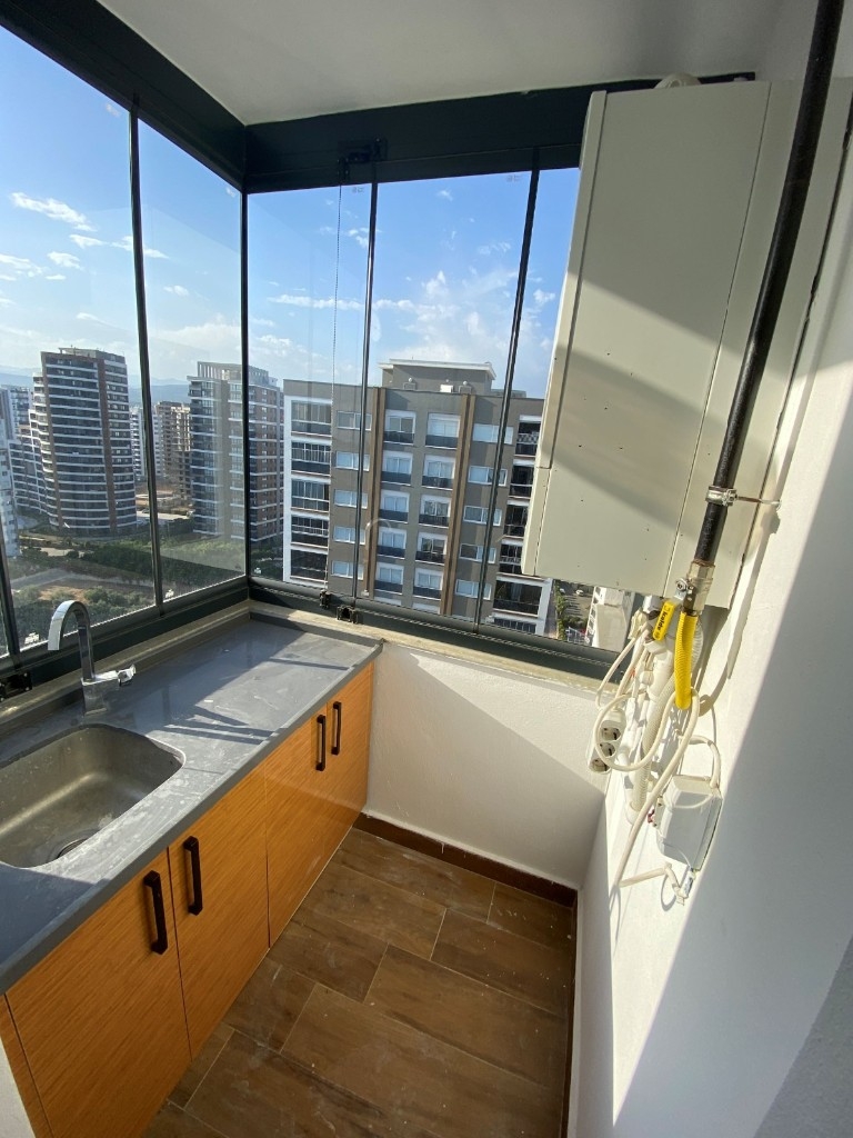 Move-in luxury apartments in the center of Mersin