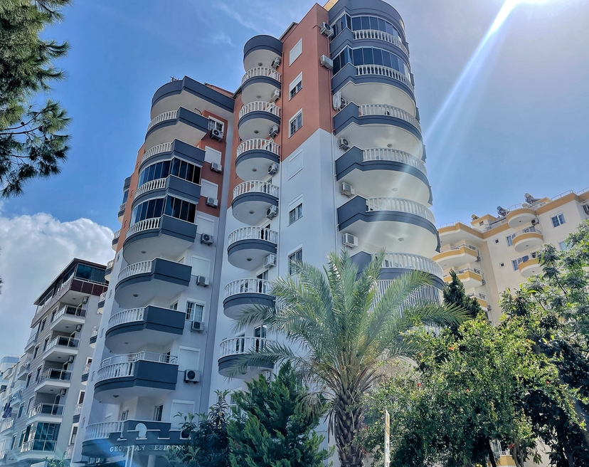 Mountain-View 2+1 Apartment in Mahmutlar, Alanya