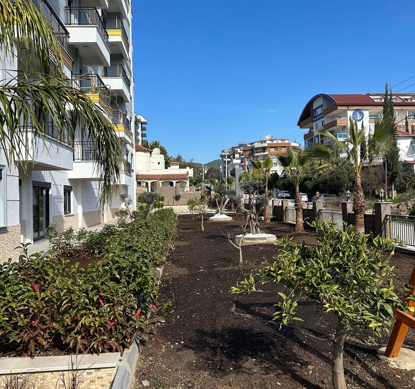 Современная роскошная квартира 1+1 с видом на море и горы, Аланья