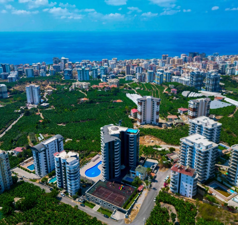 Ylellinen 2+1 asunto meri- ja vuorinäköalalla Mahmutlarissa, Alanyassa