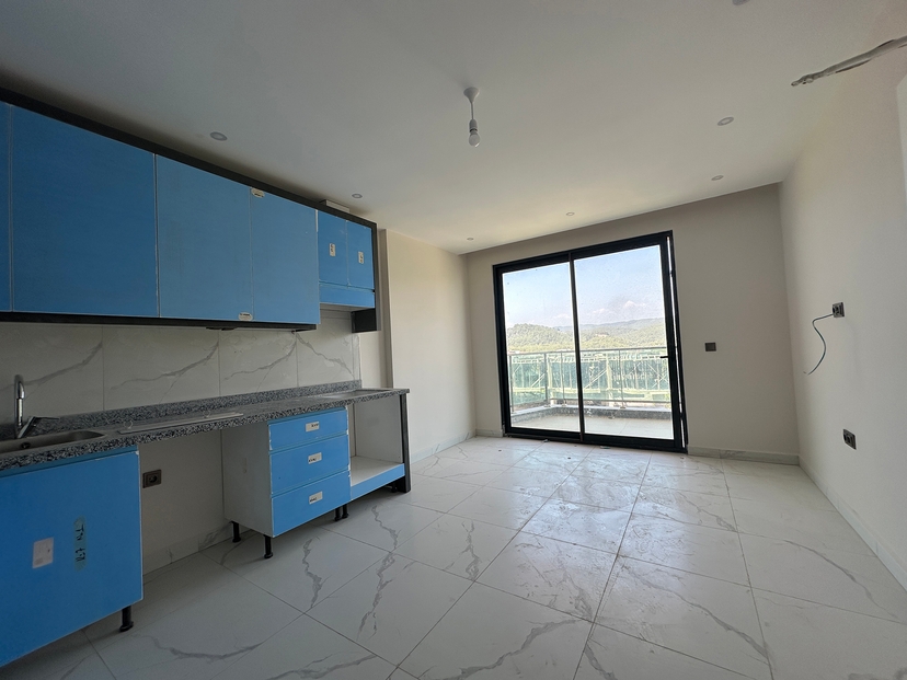 Modernes 1+1 Apartment mit Bergblick in Avsallar, Alanya