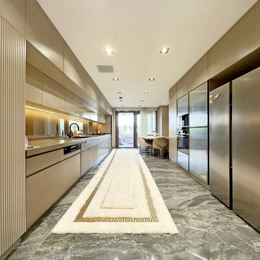 Luxuriöse 6+1 Bergblick Villa in Beylikduzu, Istanbul