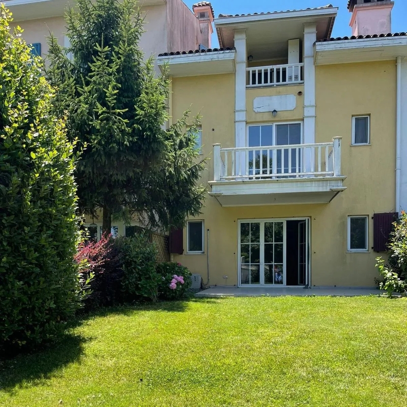 Luksuriøs 6+1 Bjergudsigt Villa i Eyup, Istanbul